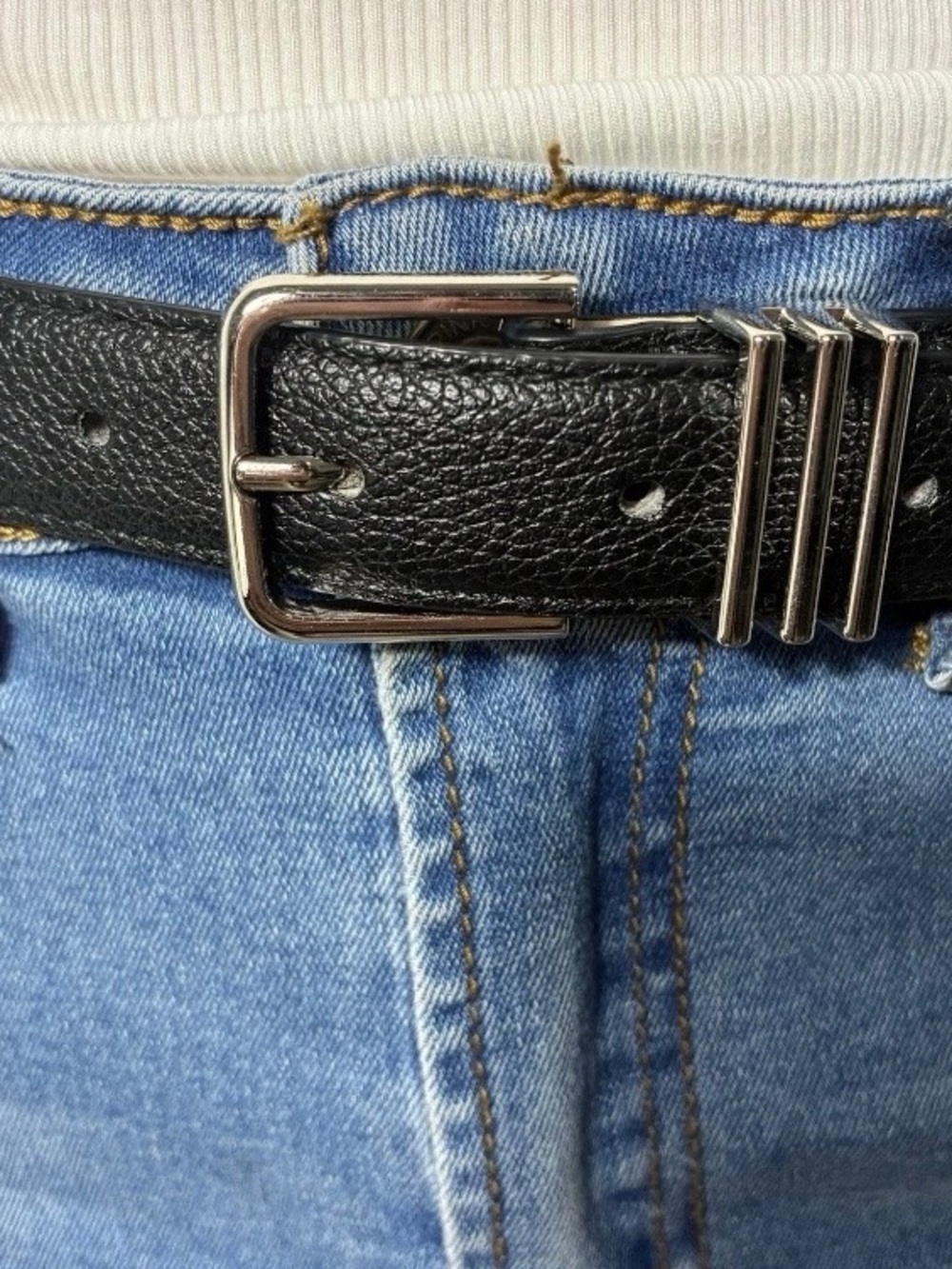 Vince Camuto womens belt Sz XL Black Faux Leather Silver Hardware Corpcore